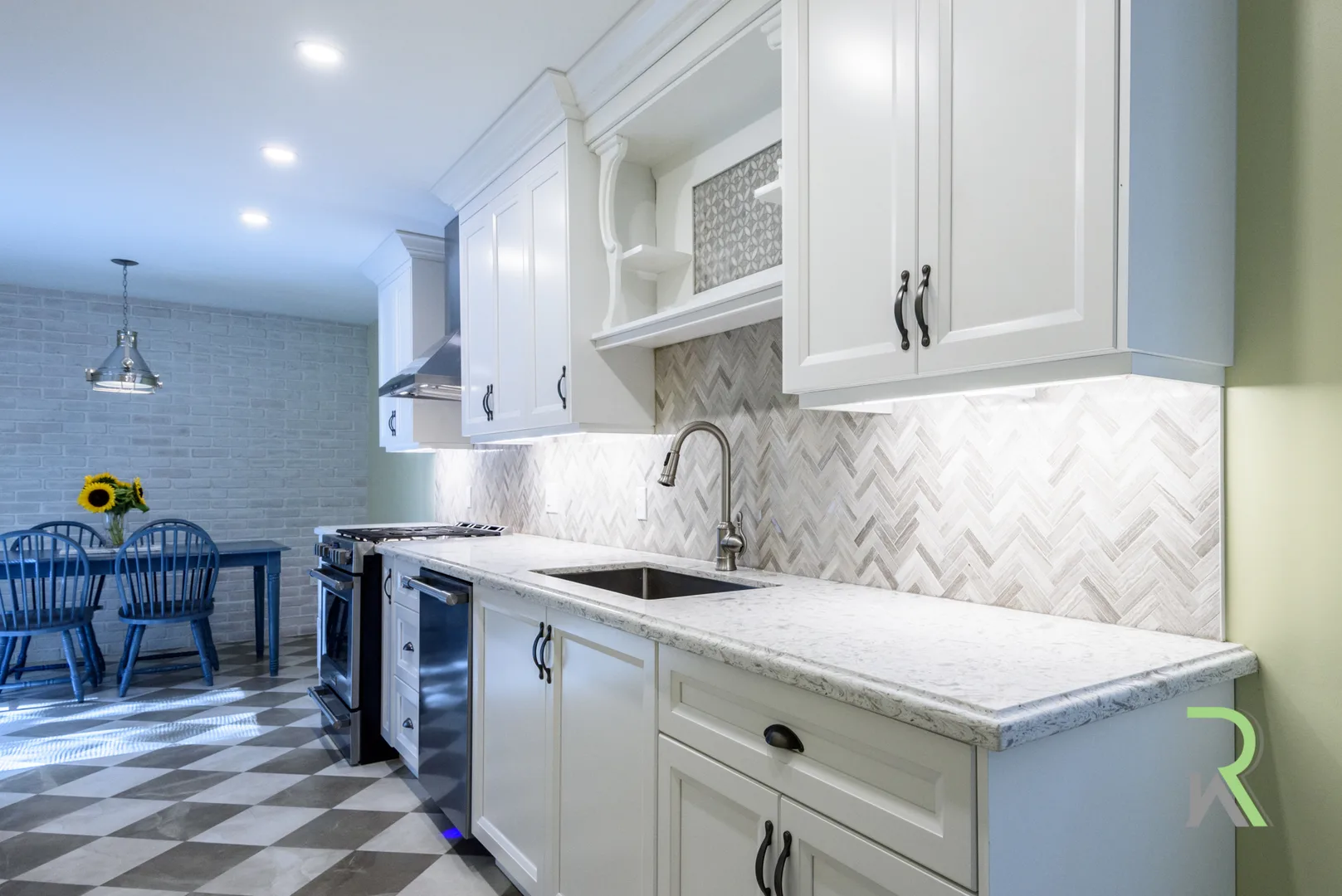 Running Renos — MODERN BATHROOM, KITCHEN, BASEMENT RENOVATION
